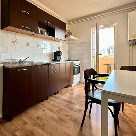 Apartment Sunny Two Bedroom Cluj-Napoca
