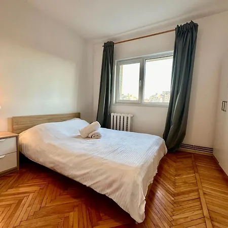 Apartment Sunny Two Bedroom Cluj-Napoca